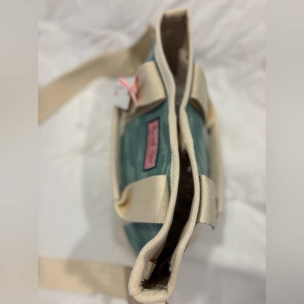 Vineyard Vines Camouflage Green and Cream Tote - Picture 12 of 15